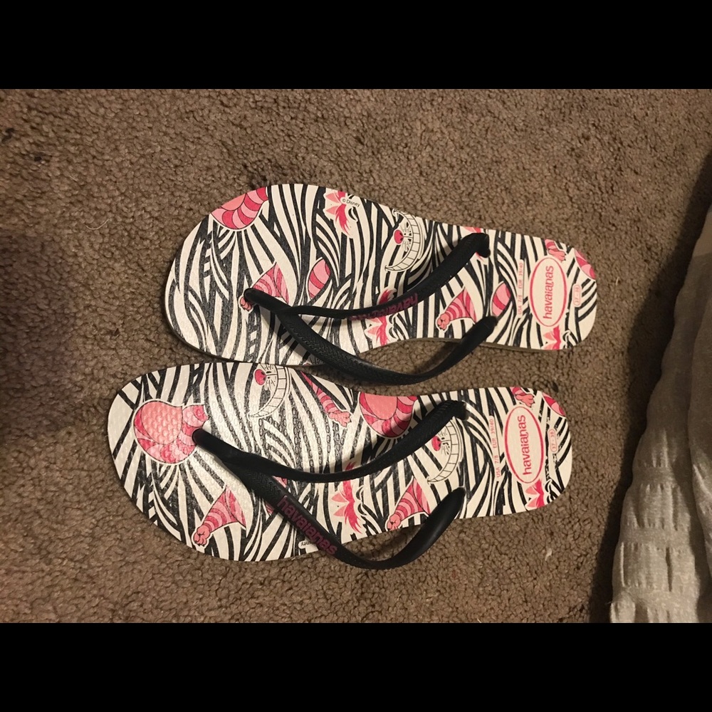 Super cute havaianas sandals
